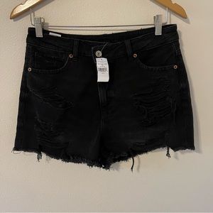 American Eagle Outfitters Cross Front Mom Short Black Denim Distress NWT 2021-8